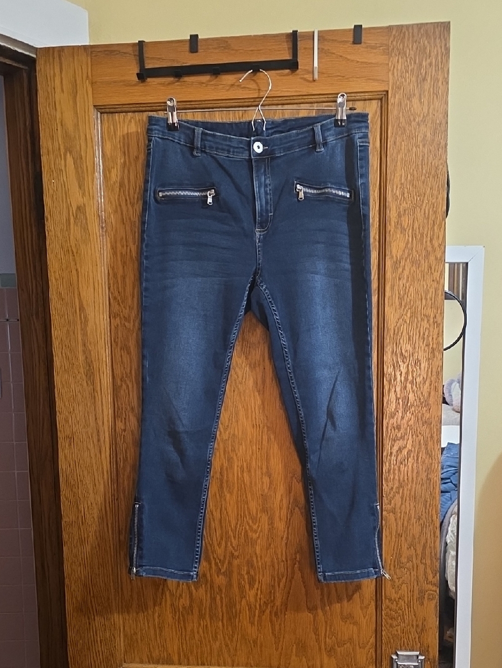 Dark Blue Skinny Jeans with Front Zip Pockets